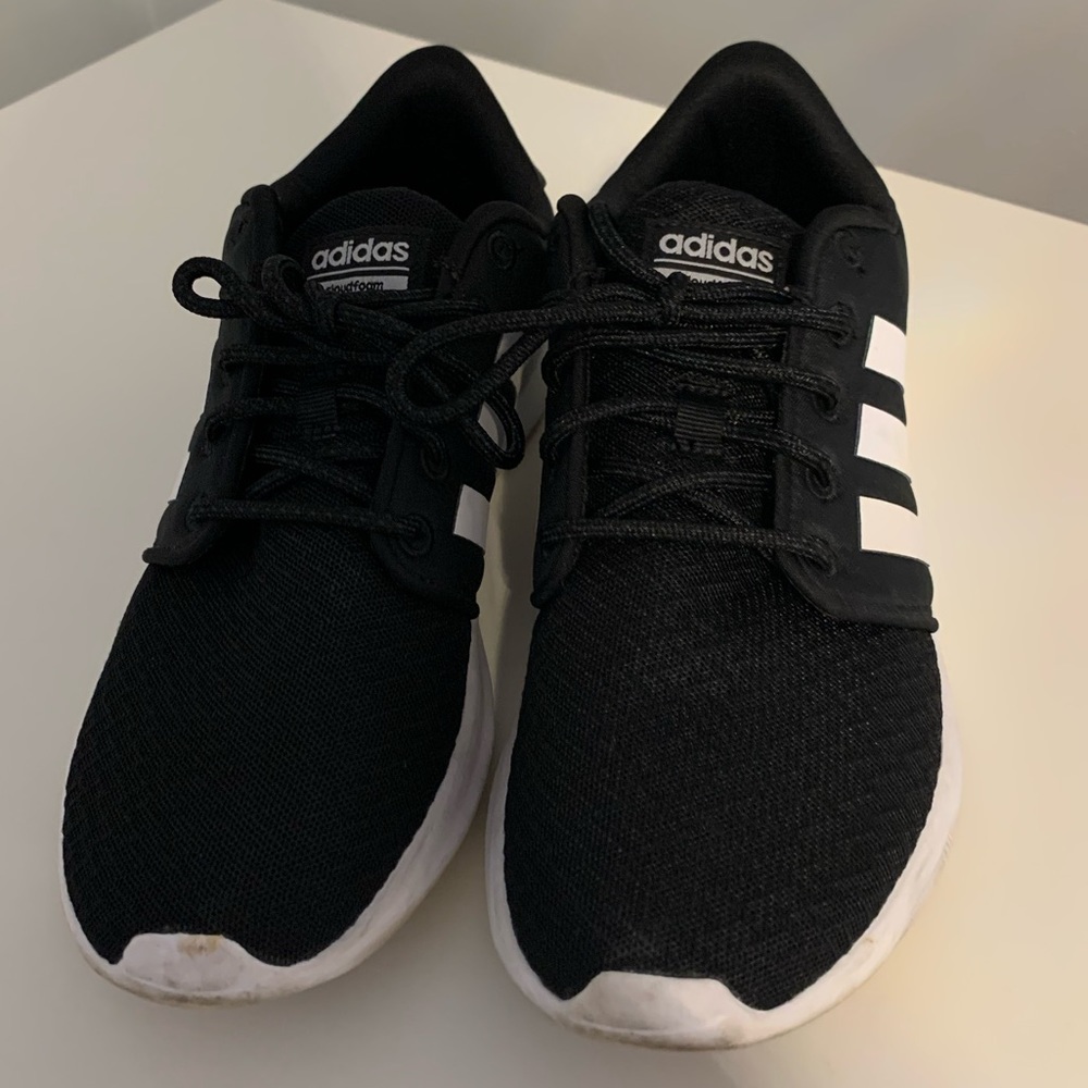 Adidas cloud foam sneakers
